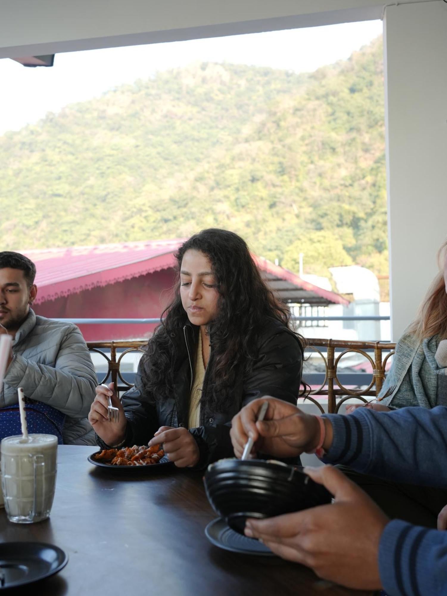 Albergue Skyard Rishikesh, Laxman Jhula Exterior foto